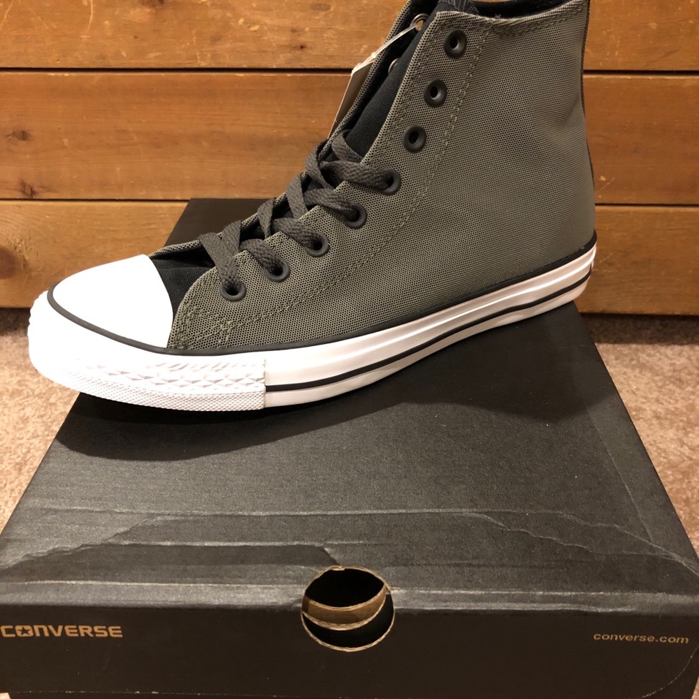 Converse CTAS High NWT men’s 8 - Picture 5 of 10